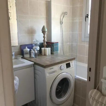 Petit T2 Coquet Apartment Six-Fours-les-Plages